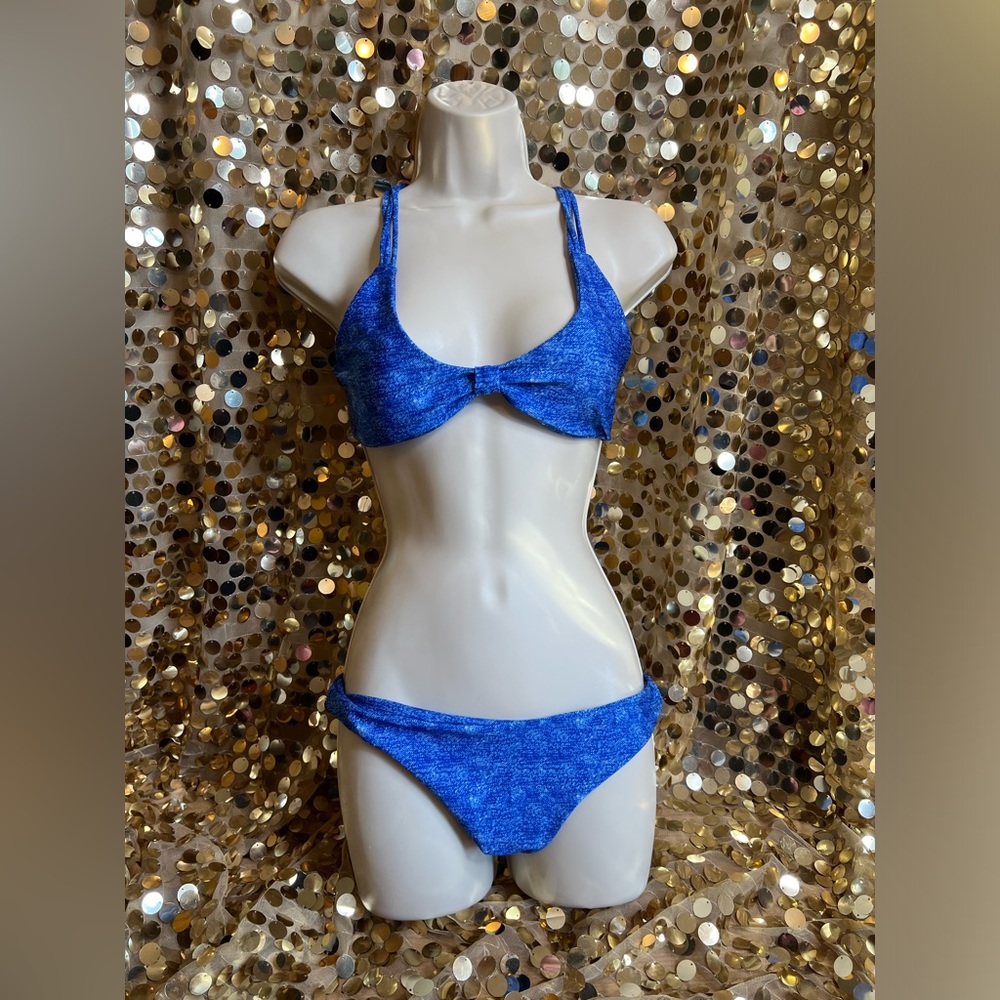Blue bikini 💙